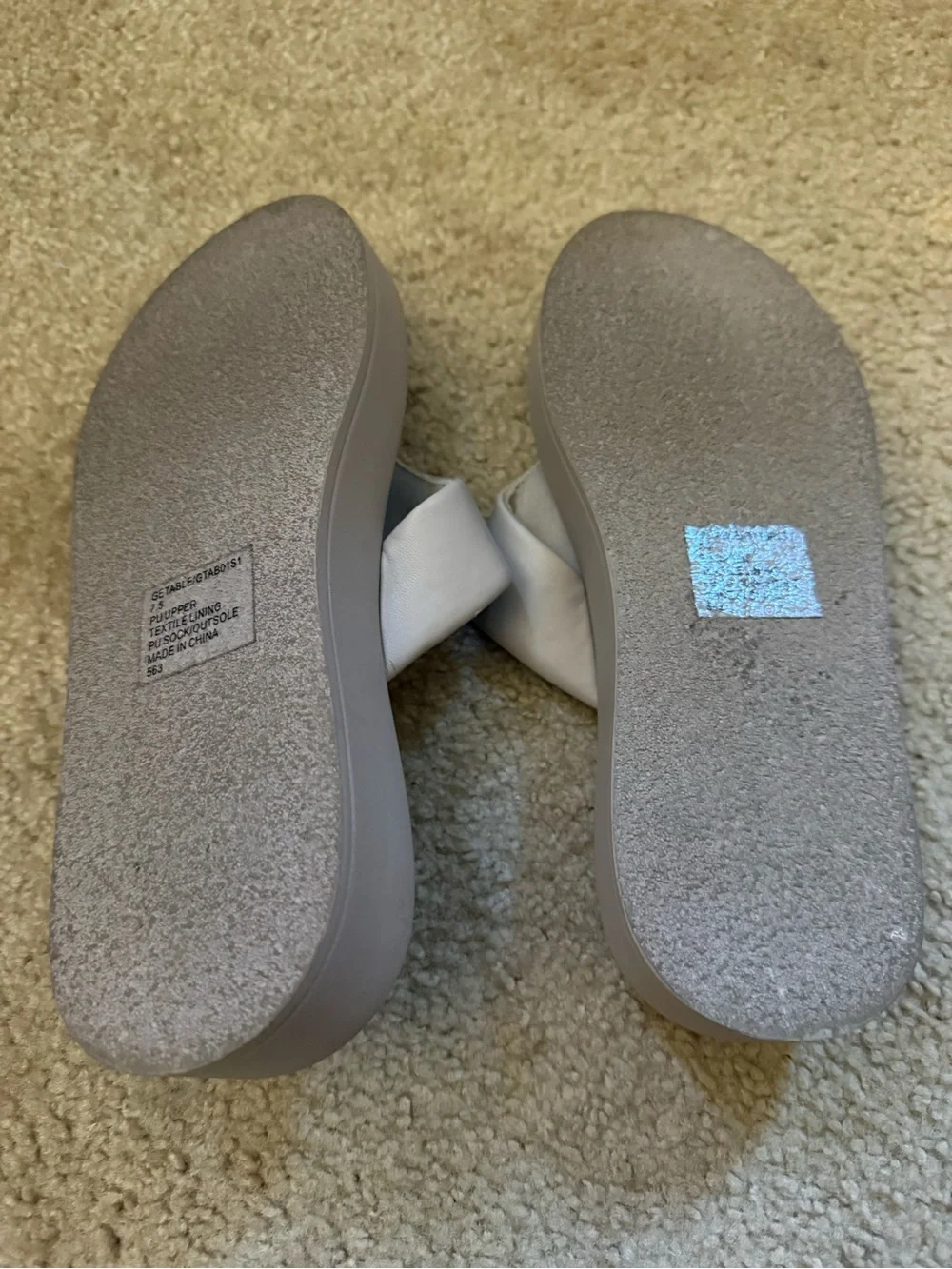 Steve Madden Getable Flatform Sandals Platform Thongs Sz 7.5 Nude Beige
